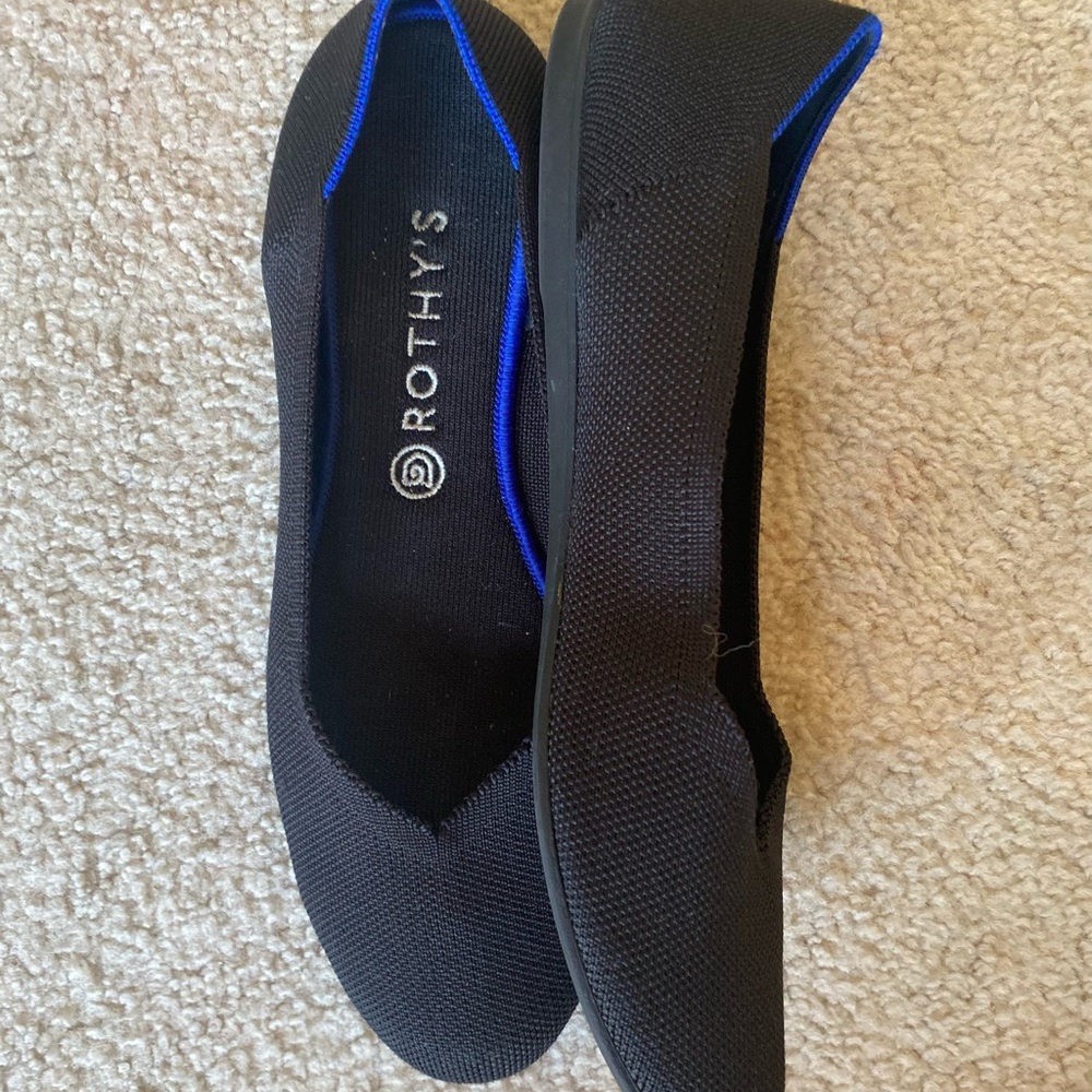 Black Round Toe Rothys - image 6